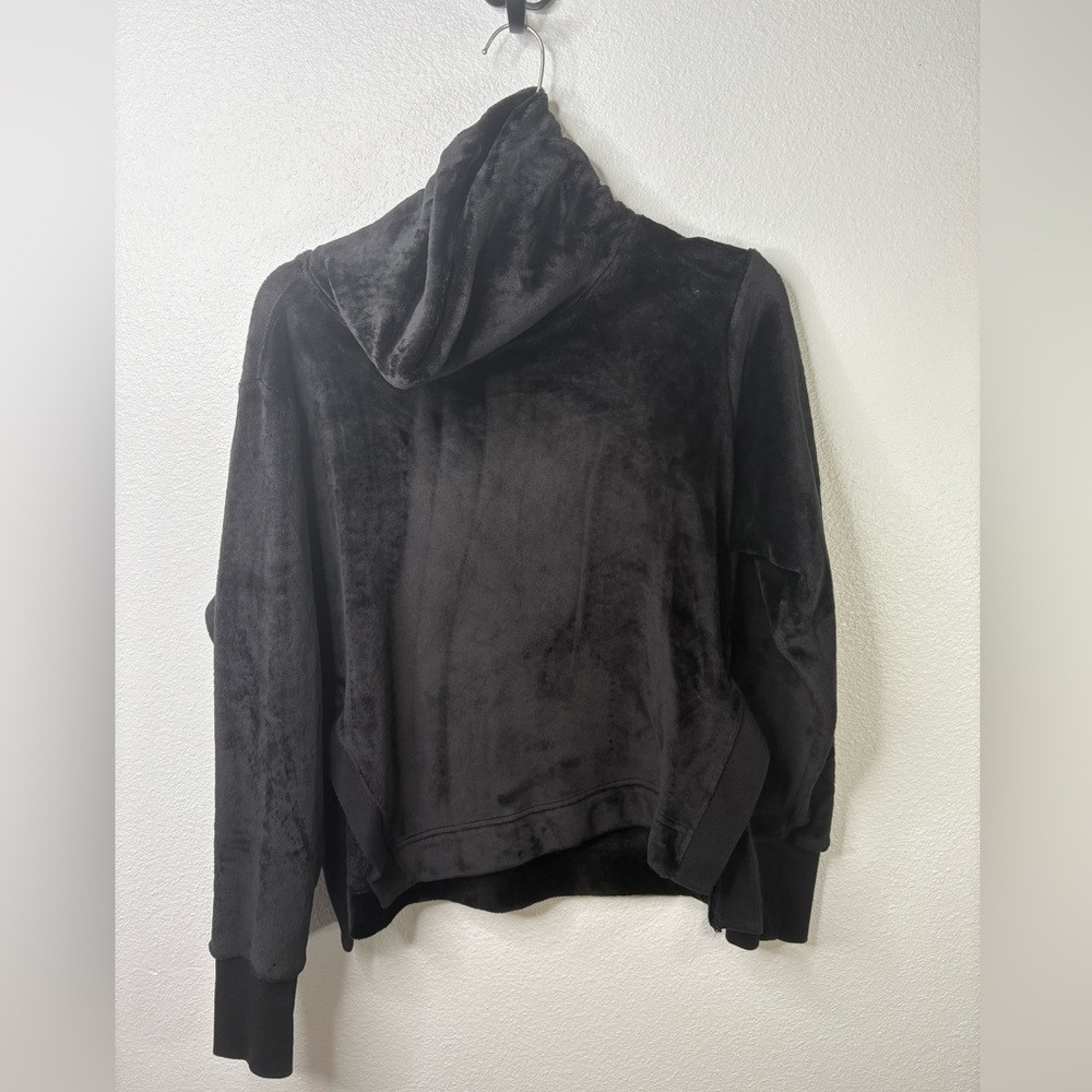 Athleta Small Turtleneck Sweater Super Soft